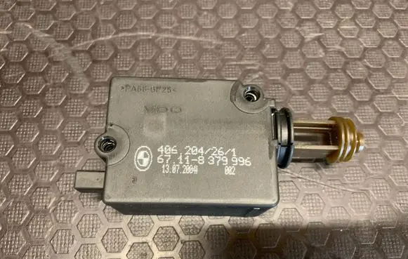 BMW X5 E53 Tailgate boot lock/latch motor 406204261 8379996