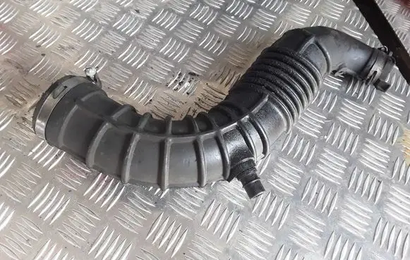 Renault Megane II Intercooler hose/pipe 8200500384