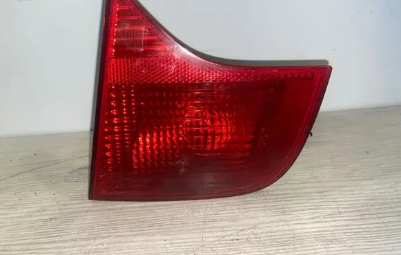 Audi A4 S4 B7 8E 8H Tailgate rear/tail lights 965038