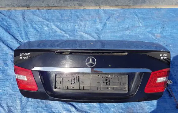 Mercedes-Benz E C207 W207 Tailgate/trunk/boot lid KLLCABRIO207