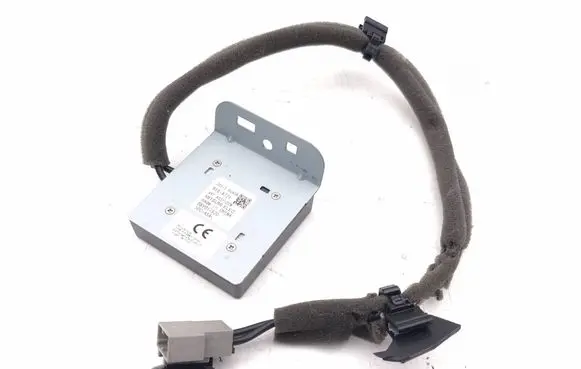 Nissan Qashqai J12 Antenna control unit 282126UA0A BBY017920 R16A721