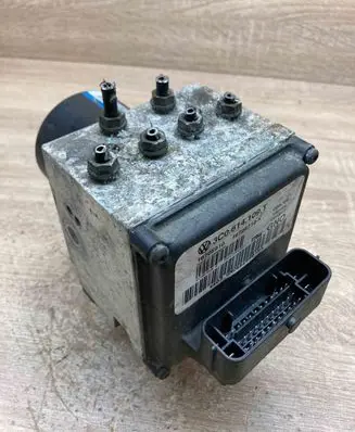 Volkswagen PASSAT B6 ABS Pump 3C0614109T