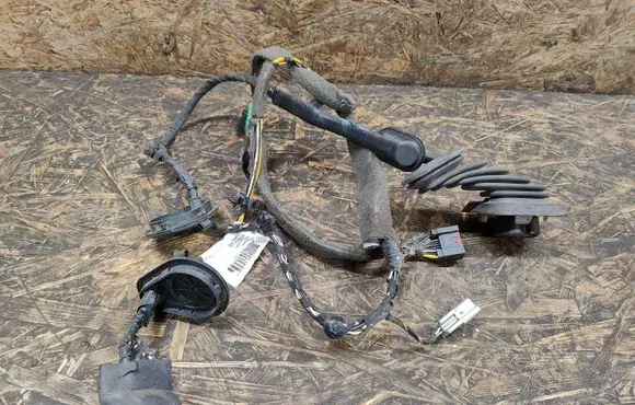 Volvo S40 Front door wiring loom 30737602