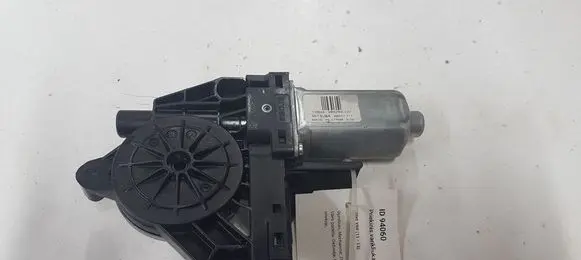 Volvo V60 Front door window regulator motor 966269102 110502 WR12717