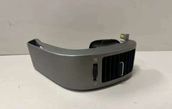Toyota Prius (XW20) Dashboard side air vent grill/cover trim 4556627020 5566047020 45566247020