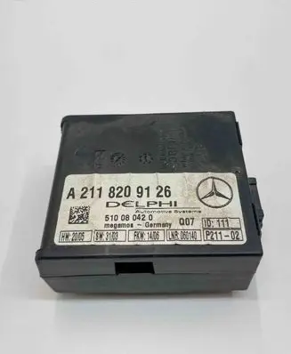 Mercedes-Benz SL R230 Alarm control unit/module 2118209126 A2118209126