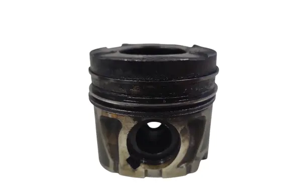 Opel Zafira B Piston 