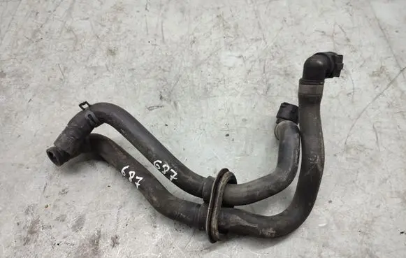 Volkswagen PASSAT B5 Engine coolant pipe/hose 8D0819373N 8D0819371