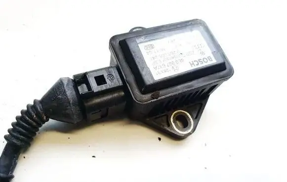 Volkswagen PASSAT B5.5 ESP acceleration yaw rate sensor 8e0907637a 0265005245