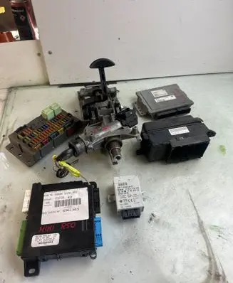Mini One - Cooper R50 - 53 Engine control unit/module 7545789 14266410