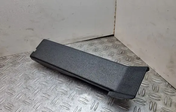 Volkswagen Eos Other trunk/boot trim element 1Q0867163C