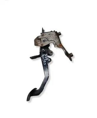 Renault Clio IV Clutch pedal 01121630 1117