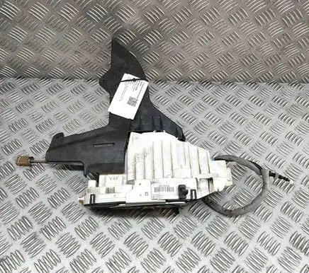 Mercedes-Benz CL C216 Front door lock A2217207835