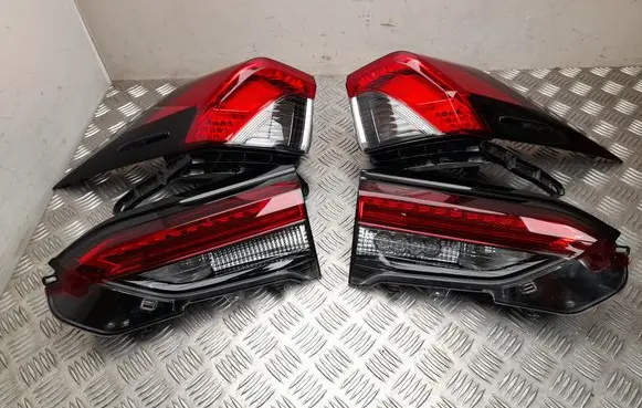 Toyota RAV 4 (XA50) Rear/tail lights set 8155042230