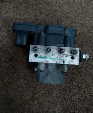 Nissan Qashqai ABS Pump 476604EA0E