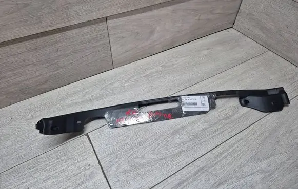 Mini Clubman F54 (B) pillar trim (bottom) 9447719