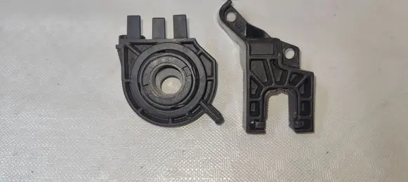 Audi A4 S4 B9 8W Headlight/headlamp mounting bracket 8W0998122