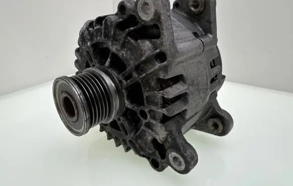 Audi Q5 SQ5 Generator/alternator 03G903016F TG15C149 2606016B
