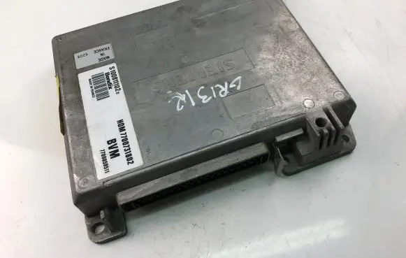 Renault 19 Engine control unit/module ECU 7700731802 S100811102D