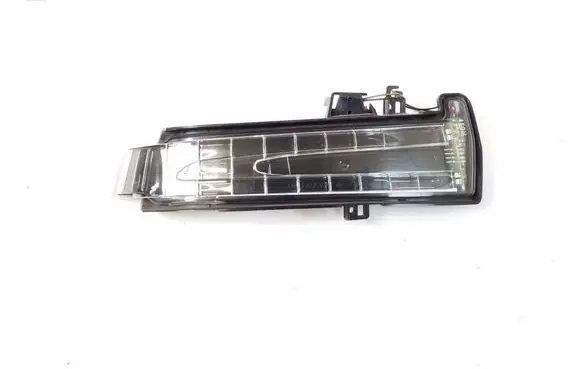 Mercedes-Benz CLA C117 X117 W117 Mirror indicator light A2129067301
