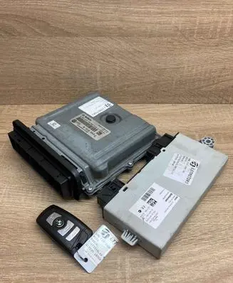 BMW 5 F10 F11 Engine ECU kit and lock set 8510643 9241974 9226939