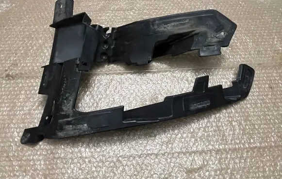 Ford Mustang VI Fog light bracket JR3B15267AFW M340E