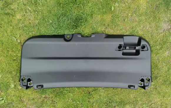 Opel Mokka B Tailgate/boot lid cover trim 9835352180 MP8632