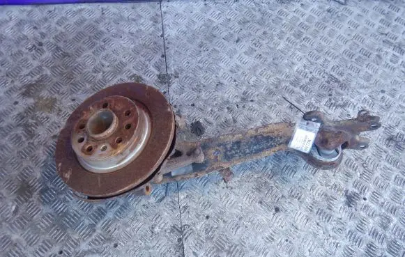 Opel Signum Rear wheel hub spindle/knuckle 