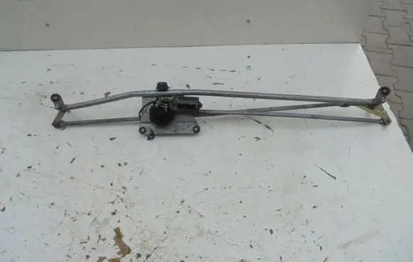 Citroen Xsara Picasso Front wiper linkage and motor
