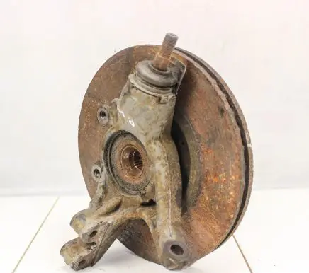 Front wheel hub