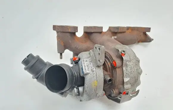 Volkswagen PASSAT B6 Turbo 03L253016F 03L131111G 50164065