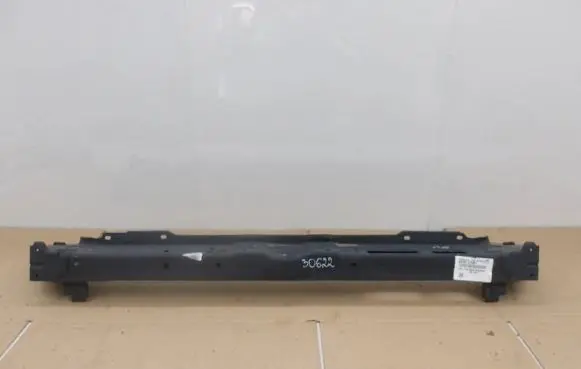Hyundai Tucson TL Engine bonnet/hood lock trim molding 64101-D7001