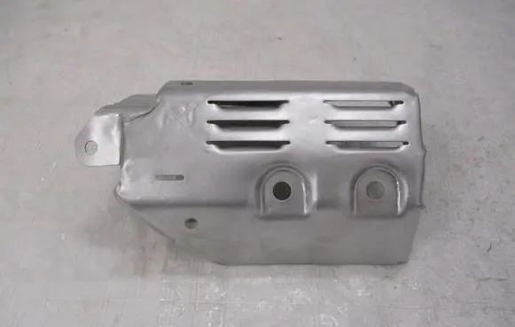 Peugeot 2008 I Exhaust heat shield 9817792380 98 17 79 23 80