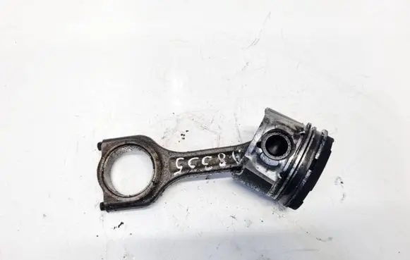 Citroen C4 I Piston with connecting rod