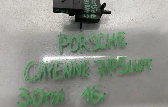 Porsche Cayenne (92A) Turbo solenoid valve 037906283D
