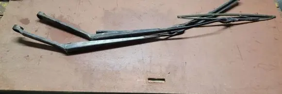 Nissan X-Trail T30 Headlight wiper blade set 