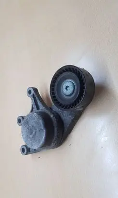 BMW 4 F32 F33 Generator/alternator belt tensioner 7594969