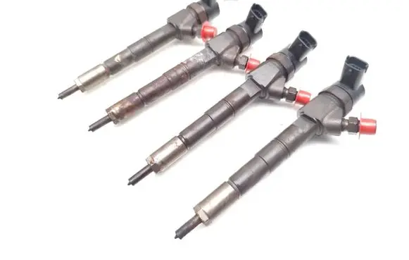Opel Insignia A Fuel injectors set 0445110327