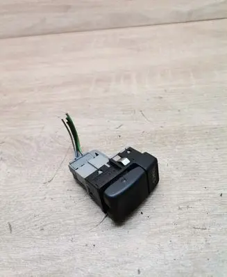 Volvo 850 Traction control (ASR) switch 9148600