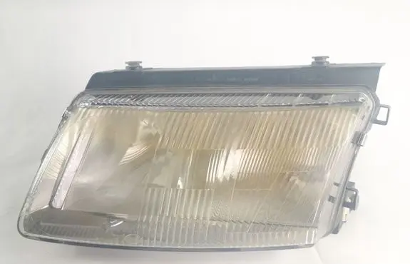 Volkswagen PASSAT B5 Headlight/headlamp 14869100
