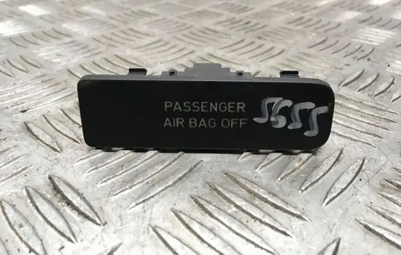 Volkswagen Golf Plus ABS switch 