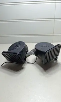 Volvo V70 Horn signal 0055306 A046522