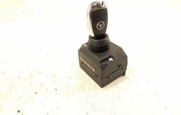 Mercedes-Benz R W251 Ignition lock 1645451308 1649050200