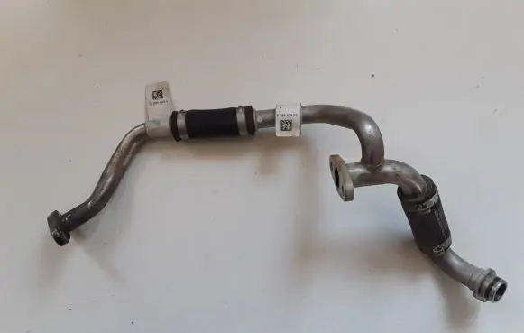 Brake vacuum hose/pipe