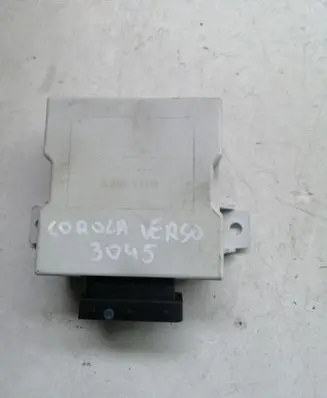 Toyota Corolla Verso AR10 Window wiper relay 150696