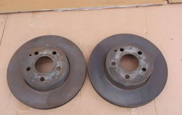 Mercedes-Benz C W204 Front brake disc A2124211312