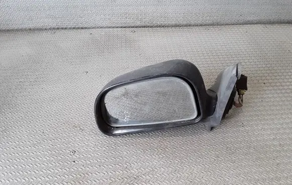 Mitsubishi Colt Front door electric wing mirror E13015004