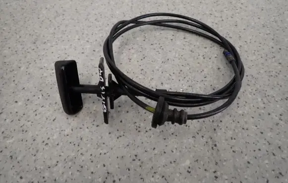 Suzuki Ignis Engine bonnet/hood lock release cable 