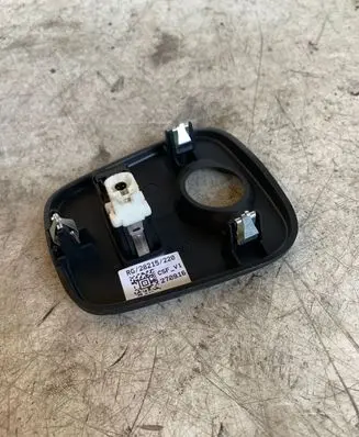 Mini One - Cooper F56 F55 AUX in-socket connector 28215220 270916