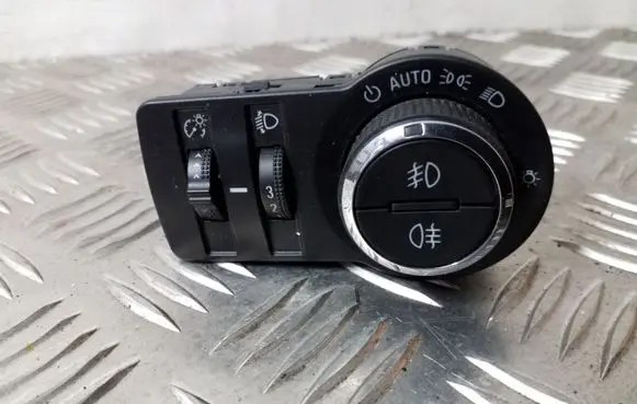 Opel Mokka Light switch 95297440